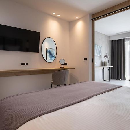 Lagomandra Luxury Suites With Private Pools Nikíti Eksteriør bilde