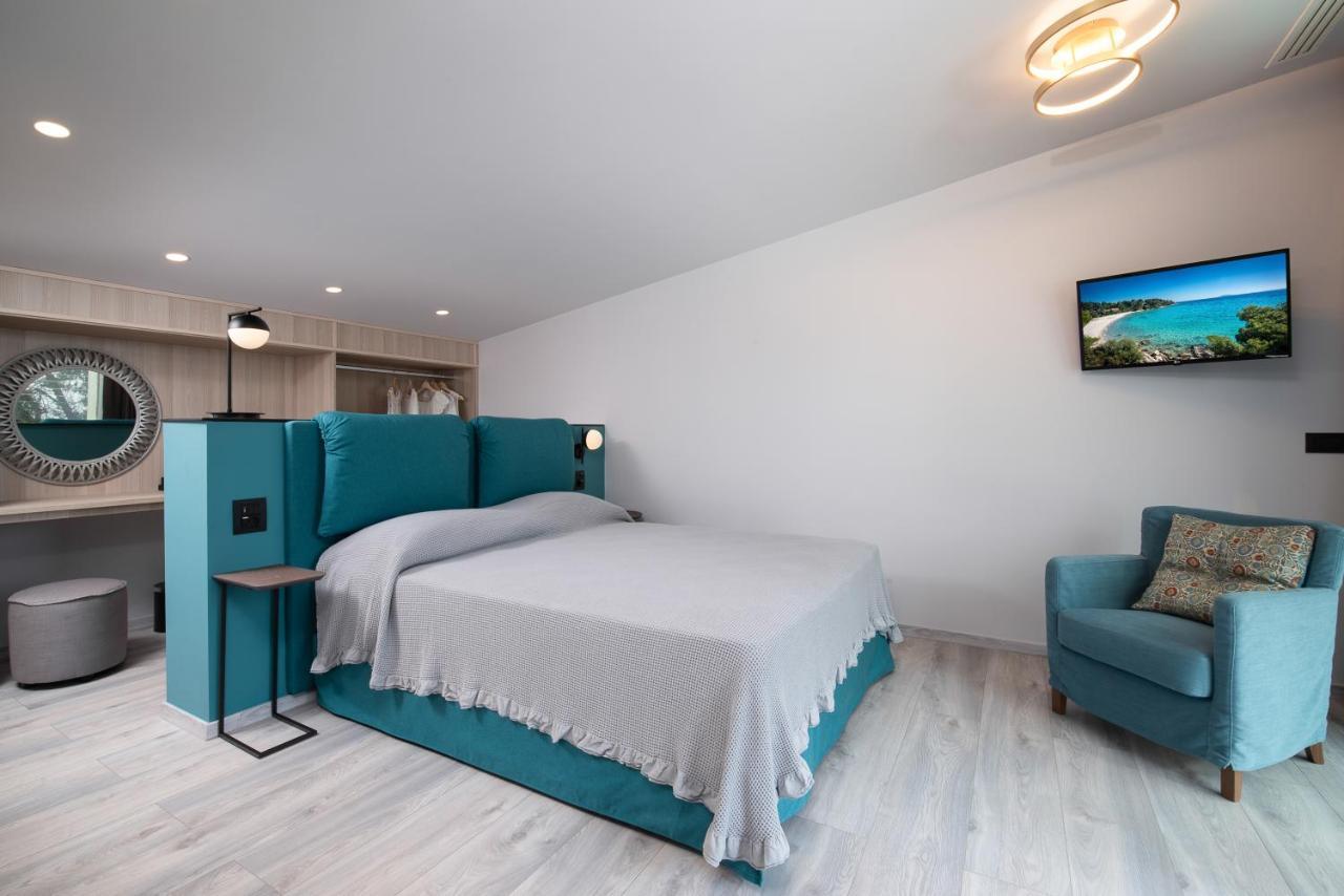 Lagomandra Luxury Suites With Private Pools Nikíti Eksteriør bilde